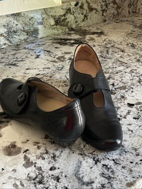 Clarks Black Leather Mary Jane Flats with Button Strap